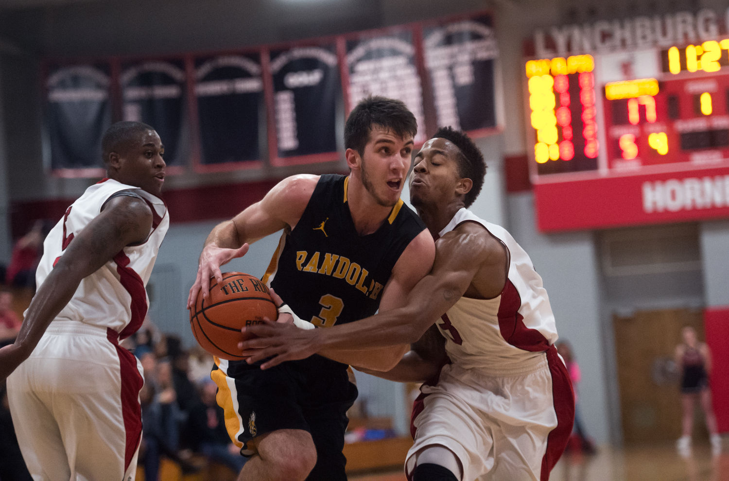 LNA 12032015 LC RMC Basketball 1